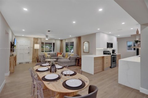 Casa en venta en Wilton Manors, Florida, 3 dormitorios, 136.01 m2 № 1696187 - foto 7