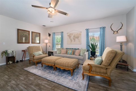 Casa en venta en Lutz, Florida, 4 dormitorios, 192.31 m2 № 2199256 - foto 6