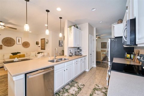 Casa en venta en Lutz, Florida, 4 dormitorios, 192.31 m2 № 2199256 - foto 13