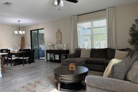 House in Odessa, Florida 4 bedrooms, 199.09 sq.m. № 2398305 - photo 11