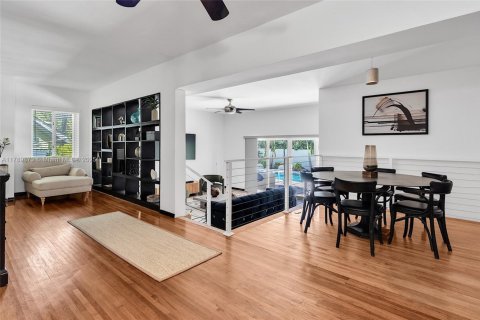 Снять в аренду виллу или дом в Бискейн-Парк, Флорида 3 спальни, 175.31м2, № 1959604 - фото 29