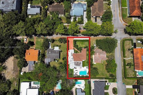 Снять в аренду виллу или дом в Бискейн-Парк, Флорида 3 спальни, 175.31м2, № 1959604 - фото 8