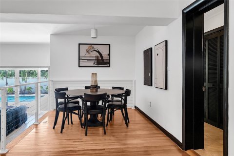 Снять в аренду виллу или дом в Бискейн-Парк, Флорида 3 спальни, 175.31м2, № 1959604 - фото 28