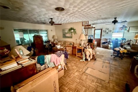 House in Fort Myers, Florida 4 bedrooms, 198.63 sq.m. № 2393397 - photo 2