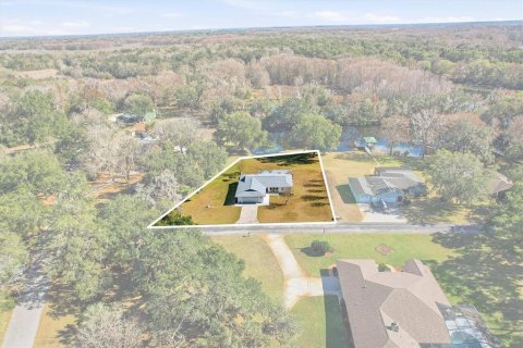 Casa en Inverness, Florida 3 dormitorios, 167.22 m2 № 2145023