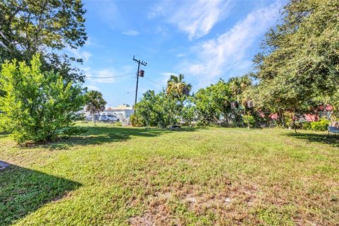 House in Port Charlotte, Florida 2 bedrooms, 72.93 sq.m. № 1894520 - photo 18