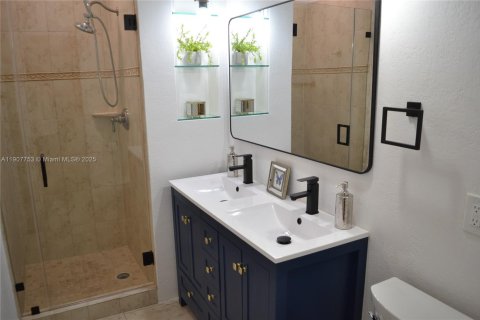 Снять в аренду виллу или дом в Майами, Флорида 3 спальни, 193.98м2, № 1964057 - фото 15