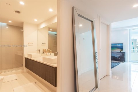 Copropriété à louer à Bay Harbor Islands, Floride: 2 chambres, 123.84 m2 № 2046082 - photo 28