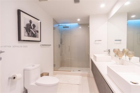 Copropriété à louer à Bay Harbor Islands, Floride: 2 chambres, 123.84 m2 № 2046082 - photo 27