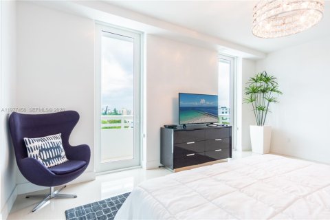 Copropriété à louer à Bay Harbor Islands, Floride: 2 chambres, 123.84 m2 № 2046082 - photo 22