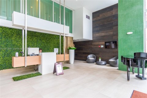 Copropriété à louer à Bay Harbor Islands, Floride: 2 chambres, 123.84 m2 № 2046082 - photo 5