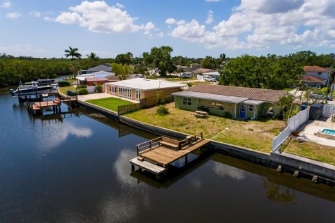Villa ou maison à vendre à Saint Petersburg, Floride: 4 chambres, 130.81 m2 № 1509550 - photo 24