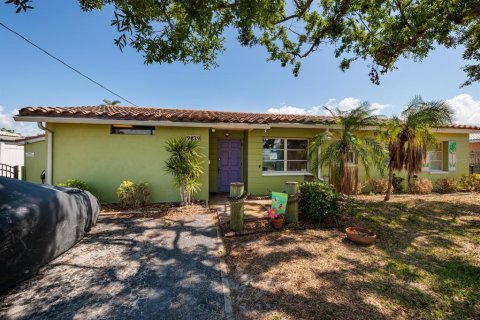 Villa ou maison à vendre à Saint Petersburg, Floride: 4 chambres, 130.81 m2 № 1509550 - photo 5