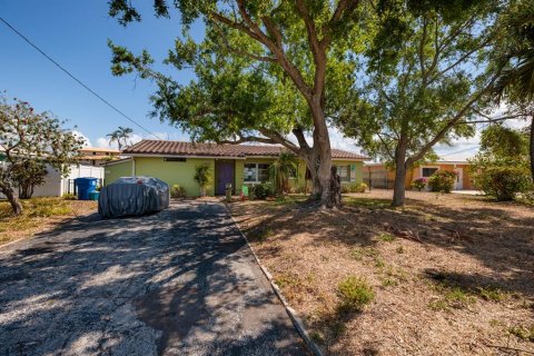 Villa ou maison à vendre à Saint Petersburg, Floride: 4 chambres, 130.81 m2 № 1509550 - photo 4