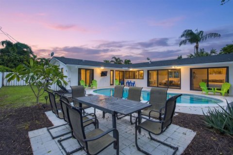 Casa en venta en Fort Lauderdale, Florida, 4 dormitorios, 158.12 m2 № 2410790 - foto 4
