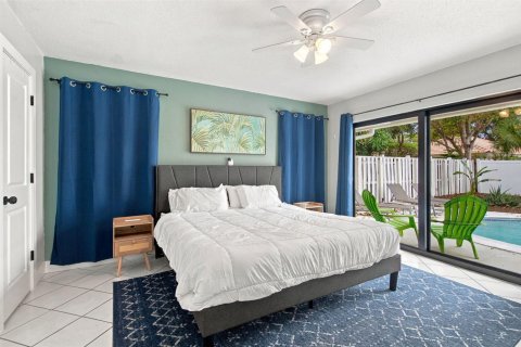 Casa en venta en Fort Lauderdale, Florida, 4 dormitorios, 158.12 m2 № 2410790 - foto 13