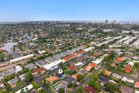 Casa en venta en Fort Lauderdale, Florida, 4 dormitorios, 158.12 m2 № 2410790 - foto 24