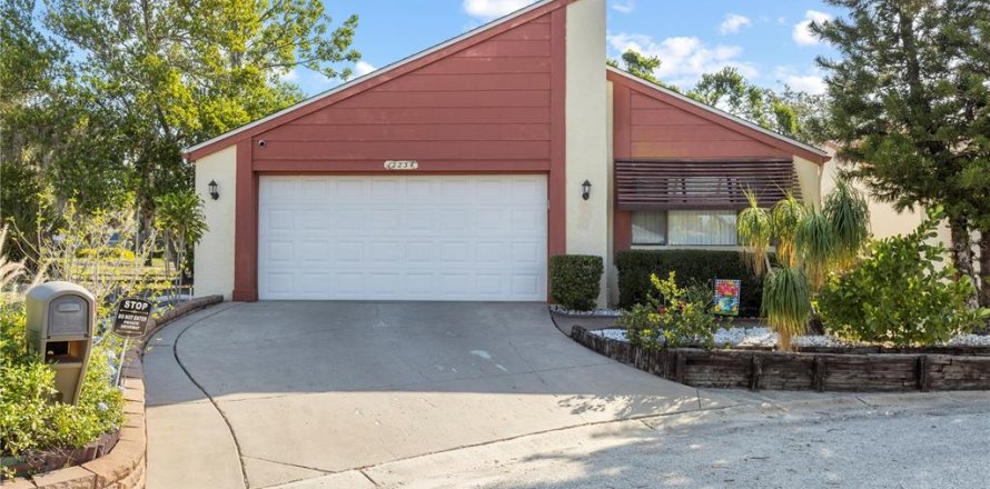 House in Hudson, Florida 2 bedrooms, 134.89 sq.m. № 1803178