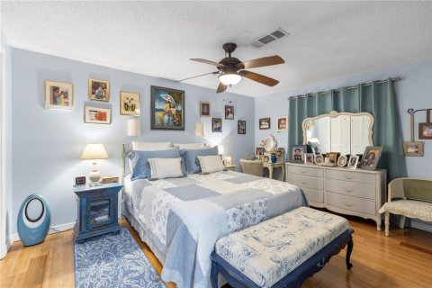 House in Hudson, Florida 2 bedrooms, 134.89 sq.m. № 1803178 - photo 25