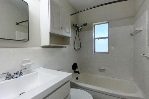 Casa en alquiler en Orlando, Florida, 2 dormitorios, 82.5 m2 № 2310509 - foto 11