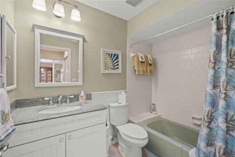 House in Sarasota, Florida 2 bedrooms, 128.39 sq.m. № 1866491 - photo 28