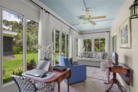 House in Sarasota, Florida 2 bedrooms, 128.39 sq.m. № 1866491 - photo 10
