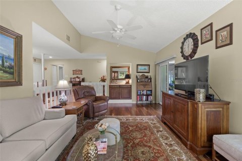 House in Sarasota, Florida 2 bedrooms, 128.39 sq.m. № 1866491 - photo 8