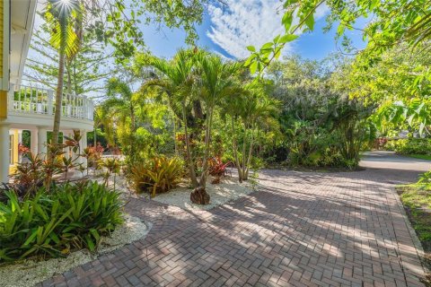 Casa en venta en Dunedin, Florida, 4 dormitorios, 510.96 m2 № 2133393 - foto 4