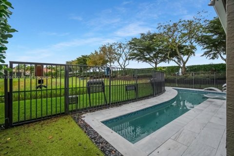 Снять в аренду виллу или дом в Бойнтон-Бич, Флорида 3 спальни, 171.03м2, № 2048310 - фото 4