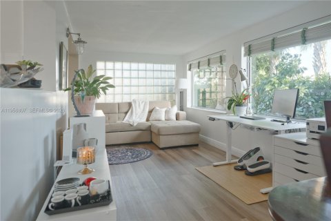 Casa en venta en Deerfield Beach, Florida, 2 dormitorios, 127.37 m2 № 2010772 - foto 14