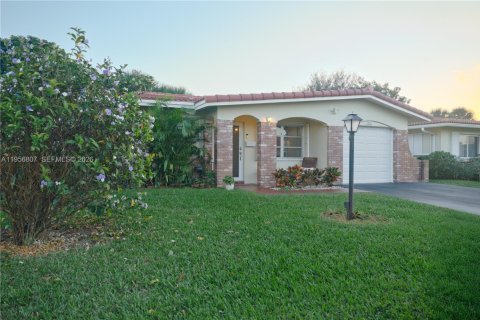 Casa en venta en Deerfield Beach, Florida, 2 dormitorios, 127.37 m2 № 2010772 - foto 5