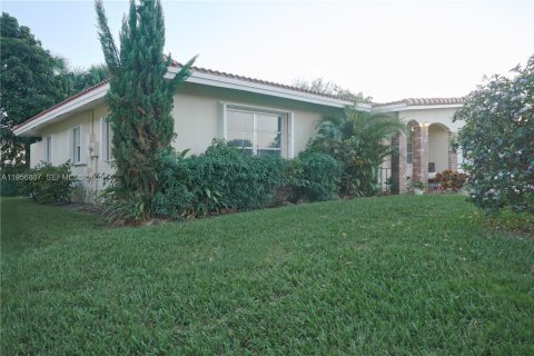 Casa en venta en Deerfield Beach, Florida, 2 dormitorios, 127.37 m2 № 2010772 - foto 6