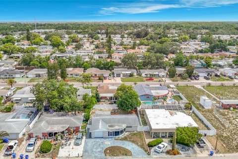 Casa en venta en Holiday, Florida, 2 dormitorios, 102.01 m2 № 2092944 - foto 2