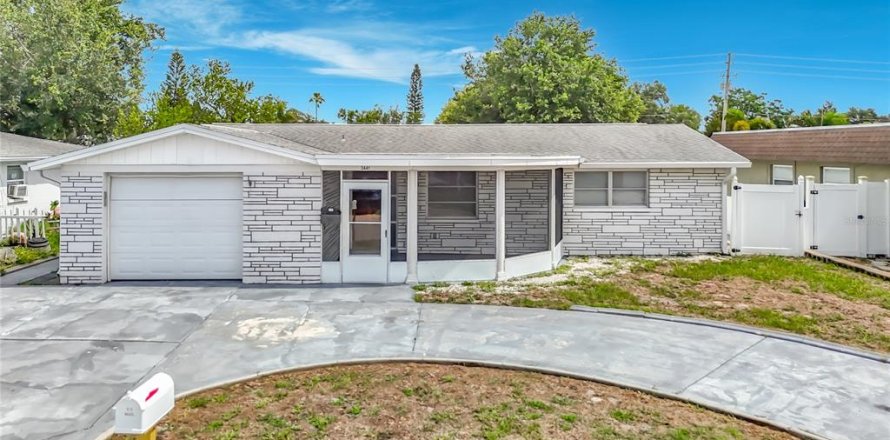 Casa en Holiday, Florida 2 dormitorios, 102.01 m2 № 2092944