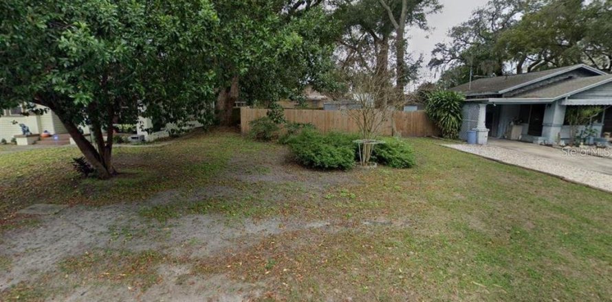 Land in Tampa, Florida № 1901730