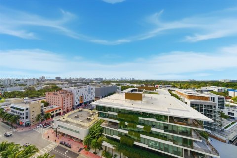 Condo in Miami Beach, Florida  № 2005203 - photo 22