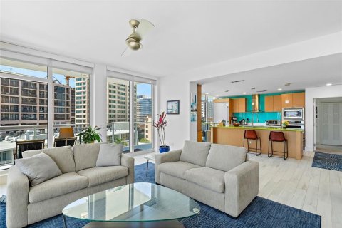 Condominio en alquiler en Saint Petersburg, Florida, 1 dormitorio, 113.81 m2 № 1797205 - foto 4