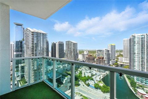 Copropriété à vendre à Miami, Floride: 3 chambres, 140.56 m2 № 1799076 - photo 1