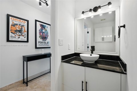 Copropriété à vendre à Miami, Floride: 3 chambres, 140.56 m2 № 1799076 - photo 17