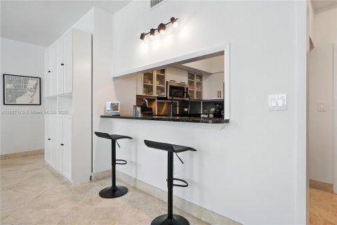 Copropriété à vendre à Miami, Floride: 3 chambres, 140.56 m2 № 1799076 - photo 5