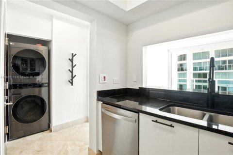 Copropriété à vendre à Miami, Floride: 3 chambres, 140.56 m2 № 1799076 - photo 20