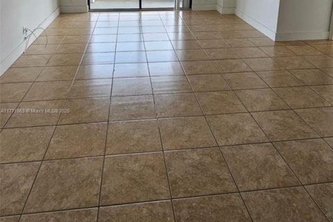 Купить кондоминиум в Авентура, Флорида 3 спальни, 109.72м2, № 2022883 - фото 19