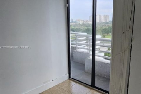 Купить кондоминиум в Авентура, Флорида 3 спальни, 109.72м2, № 2022883 - фото 5
