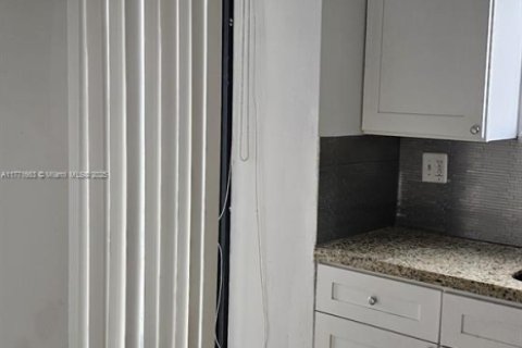 Купить кондоминиум в Авентура, Флорида 3 спальни, 109.72м2, № 2022883 - фото 9