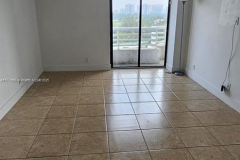 Купить кондоминиум в Авентура, Флорида 3 спальни, 109.72м2, № 2022883 - фото 8