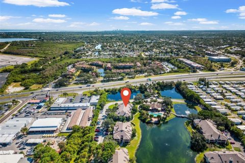 Copropriété à louer à Saint Petersburg, Floride: 2 chambres, 95.5 m2 № 1849981 - photo 1