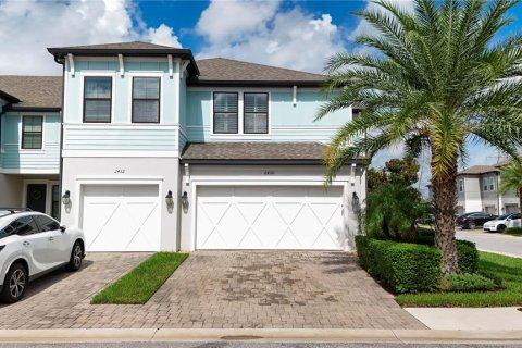 Adosado en Clearwater, Florida 3 dormitorios, 200.02 m2 № 2419333