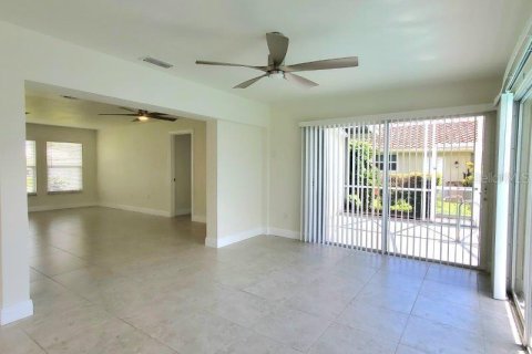 House in Punta Gorda, Florida 2 bedrooms, 141.49 sq.m. № 1894891 - photo 13