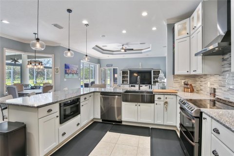 House in Parrish, Florida 4 bedrooms, 244.98 sq.m. № 1612470 - photo 11