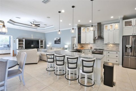 House in Parrish, Florida 4 bedrooms, 244.98 sq.m. № 1612470 - photo 8